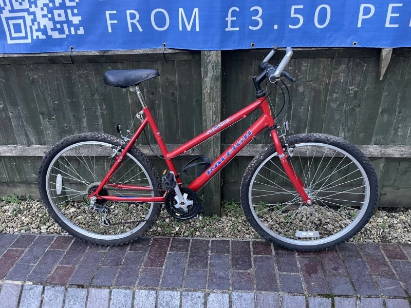 Red MTB Raleigh Max