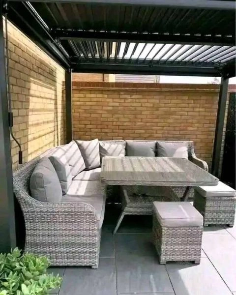 Lightweight outdoor furniture set and dresser