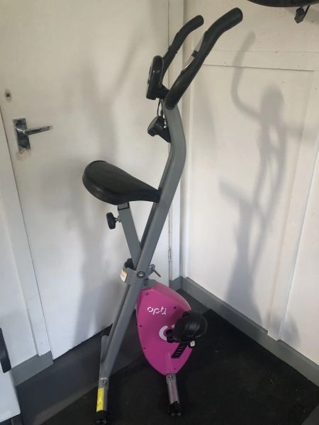 Foldable pink excercise bike