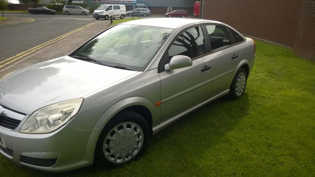 2008 VAUXHALL VECTRA 1.8i VVT Life 5dr SILVER 2 FORMER KEEPERS PX WELCOME