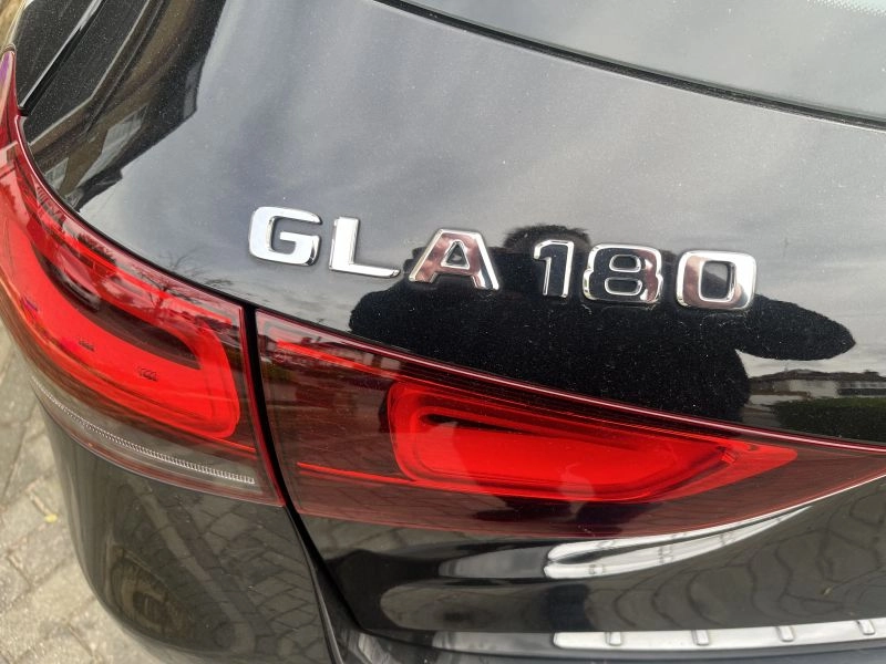 Mercedes GLA 180