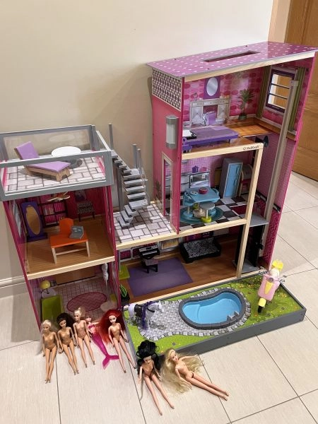 Kid kraft Uptown Dolls House with Furniture, Accessories, barbie dolls and scooter