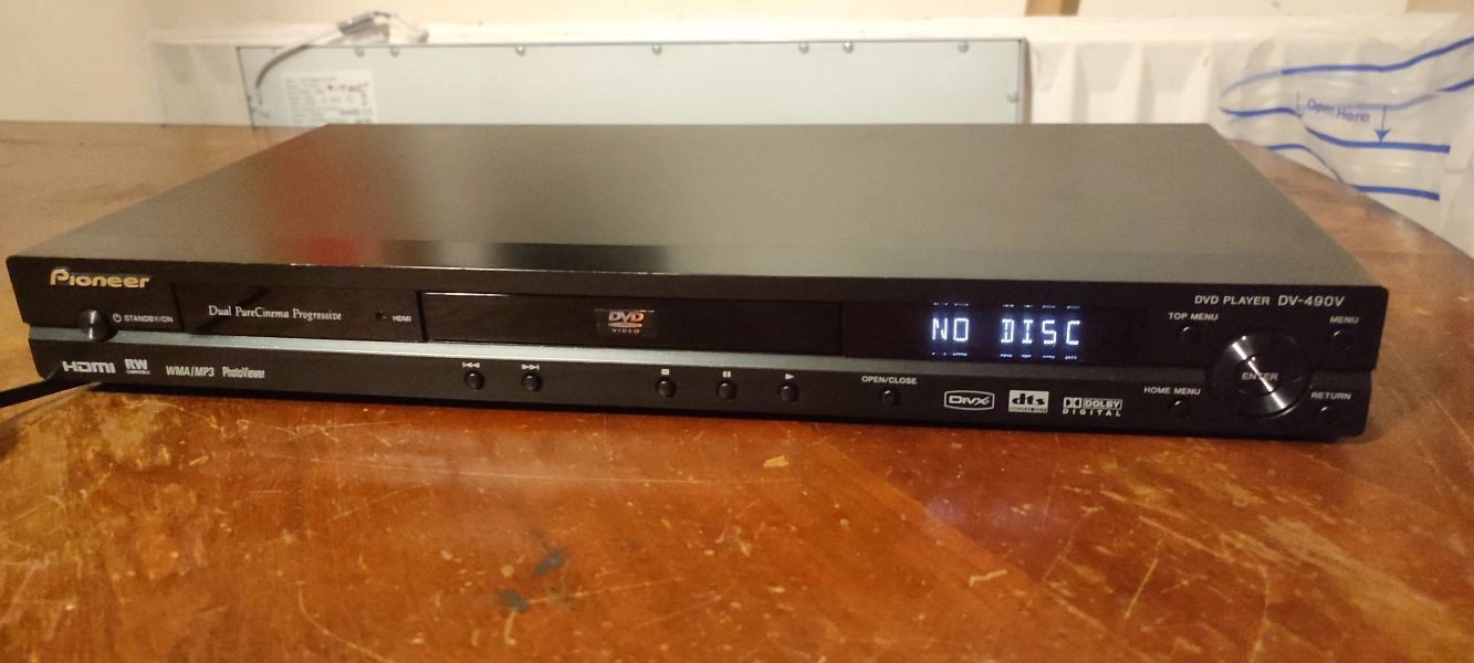 Pioneer DV-490V-K Black HDMI Dolby Digital Progressive Scan DVD Player