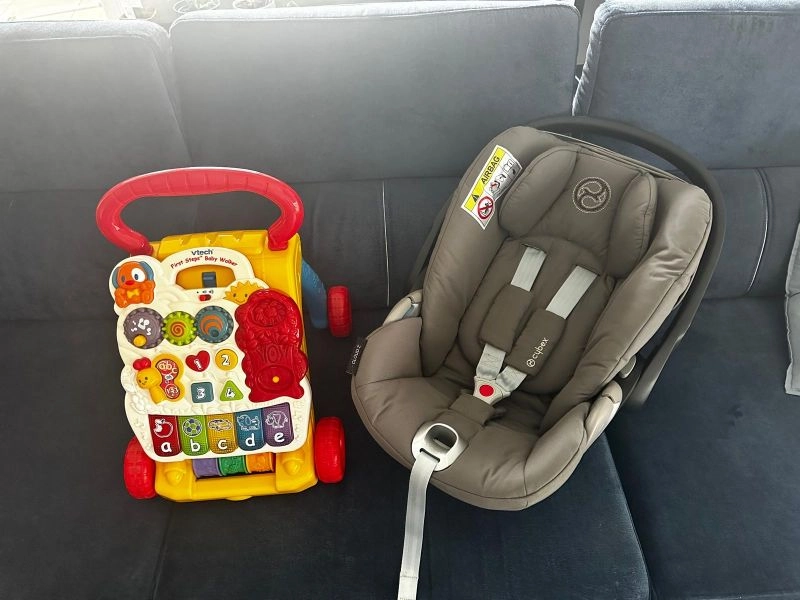 Cybex Cloud Z car seat Manhattan Grey + free Baby walker