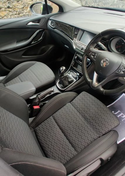 Vauxhall Astra SRI ECOTEC S/S 5-Door 2018