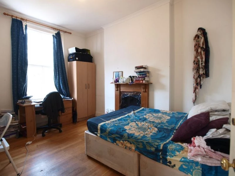 3 bedrooms flat, 57 Flat A Camden High Street Camden Town London