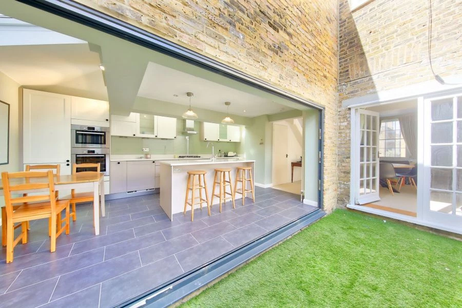 2 bedrooms house, Tonsley Place Wandsworth