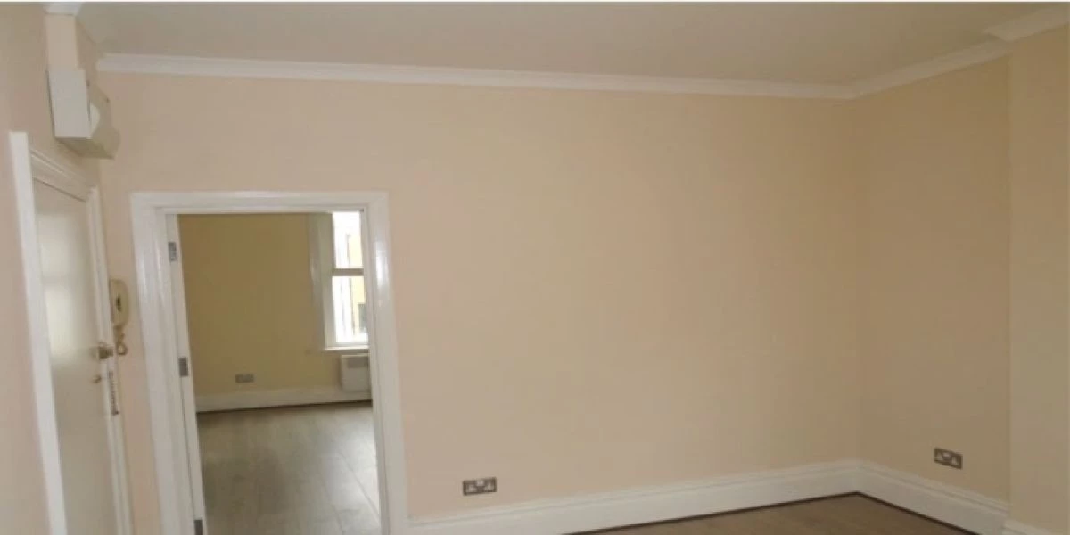1 bedroom flat, 100 Flat 3 Oakfield Road Croydon Surrey