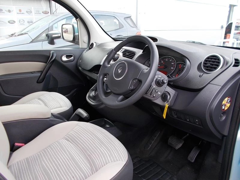 Renault Kangoo 1.6 EXPRESSION MPV *AUTOMATIC* & *ONLY 33,000 MILES* 2012