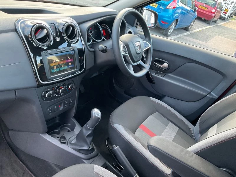 Dacia Sandero Stepway 0.9 TCe Techroad Hatchback 5dr Petrol Manual Euro 6 [s/s] [90 ps] 2019