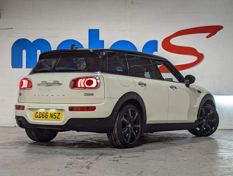 Mini Clubman 1.5 Cooper 6dr Auto**PAN ROOF**HEADS UP DISPLAY** 2017