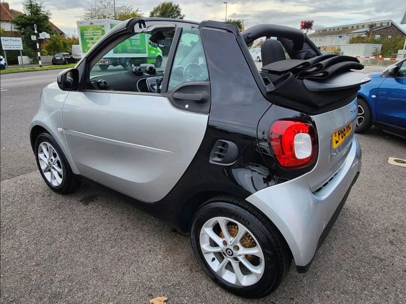 Smart ForTwo 1.0 Passion Cabriolet 2dr Petrol Twinamic Euro 6 [s/s] [71 ps] 2016