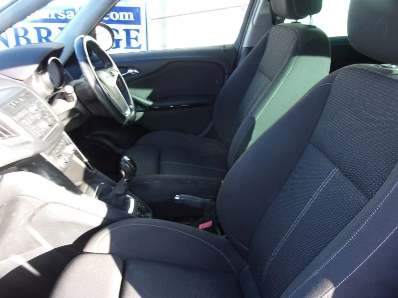 Vauxhall Zafira Tourer 1.4i Turbo SRi MPV 5dr Petrol Manual Euro 6 [140 ps] 2015