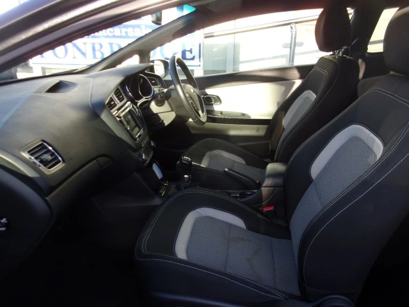 Kia Pro Ceed 1.6 CRDi EcoDynamics SE Hatchback 3dr Diesel Manual Euro 5 [s/s] [126 bhp] 2014
