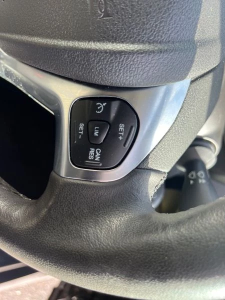 Ford Tourneo Courier ZETEC 5-Door 2019