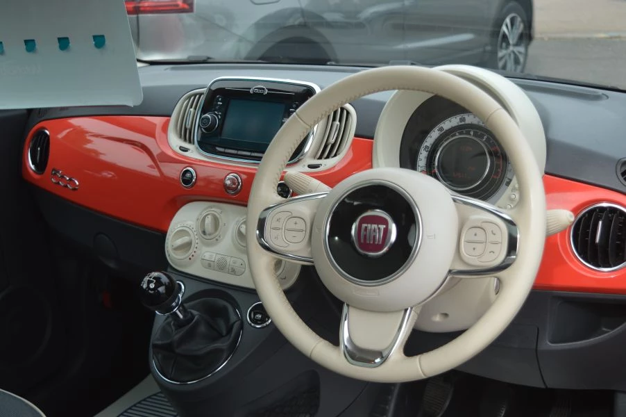 Fiat 500 LOUNGE 3-Door 2016