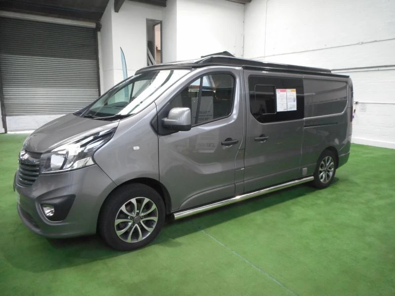Vauxhall Vivaro camper coversion by voyager 2017