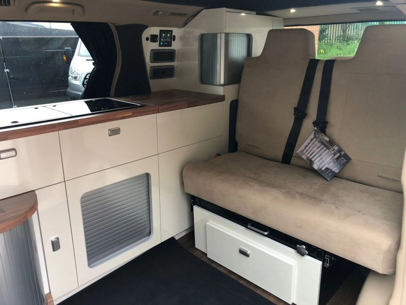Toyota Alphard campervan By Wellhouse 3.5V6 Auto 280ps new shape in pearl 2008 new conversion