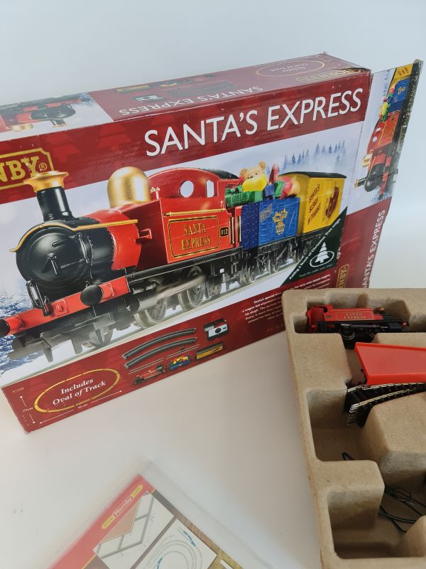 Hornby Santa's Express Electric Train Set