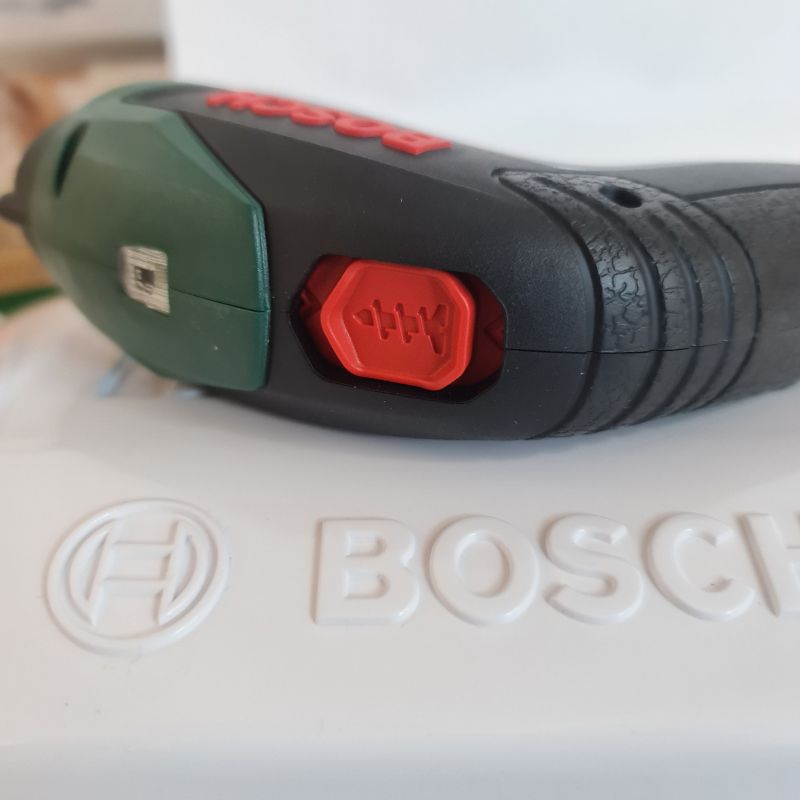 Bosch Cordless Screwdriver Set