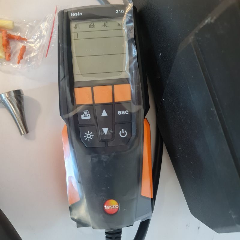 Testo 310 - Flue Gas Analyser [Standard Kit]