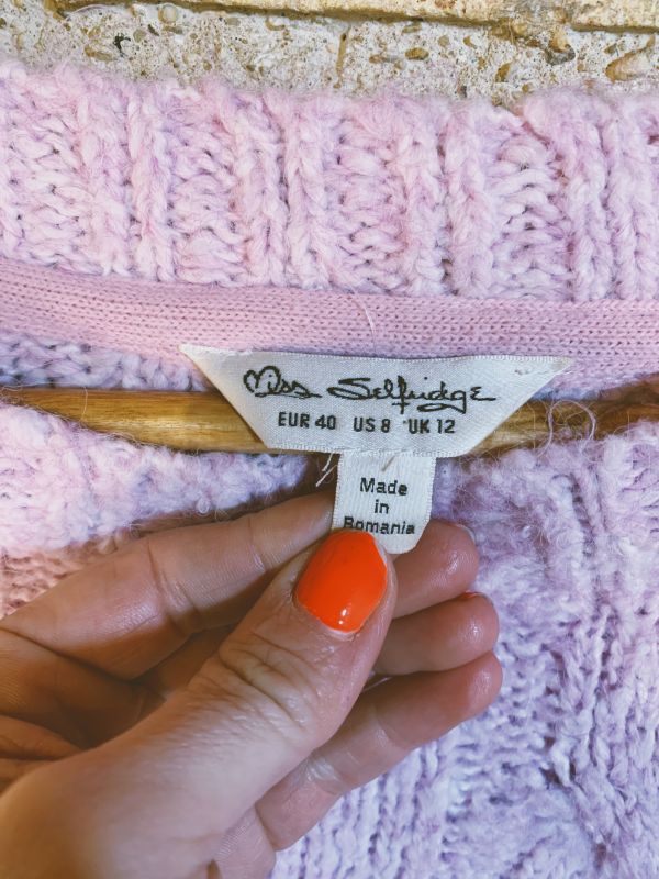 Preloved pink knitted jumper Size 10/12