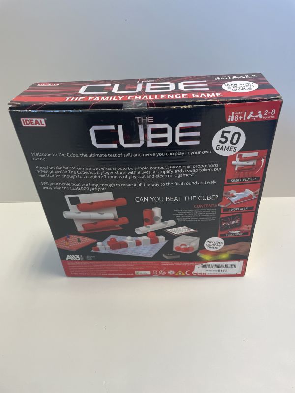The cube board game