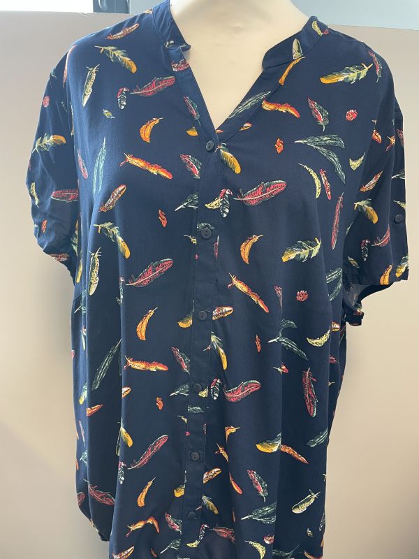 Navy pattern blouse