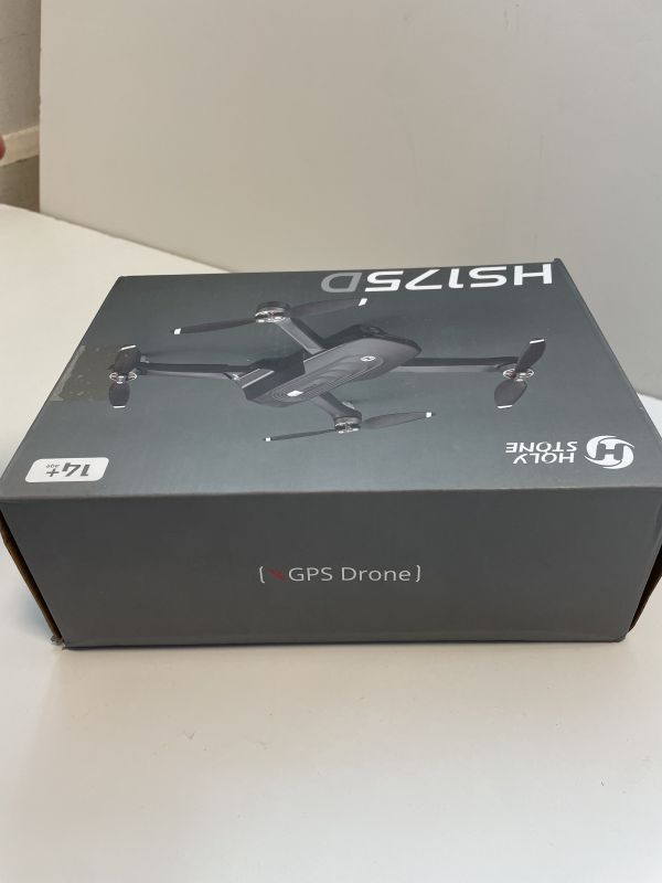 Holy stone foldable drone