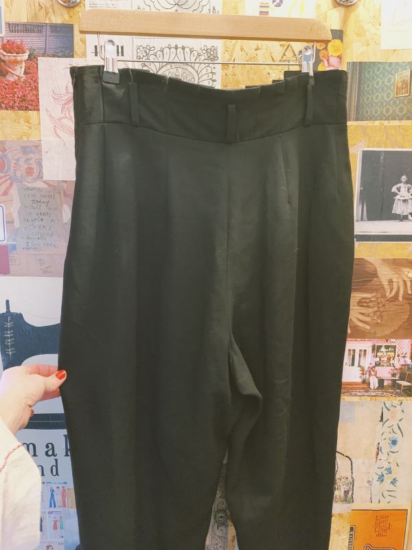 ‘Toast’ black dress trousers Size 12-14