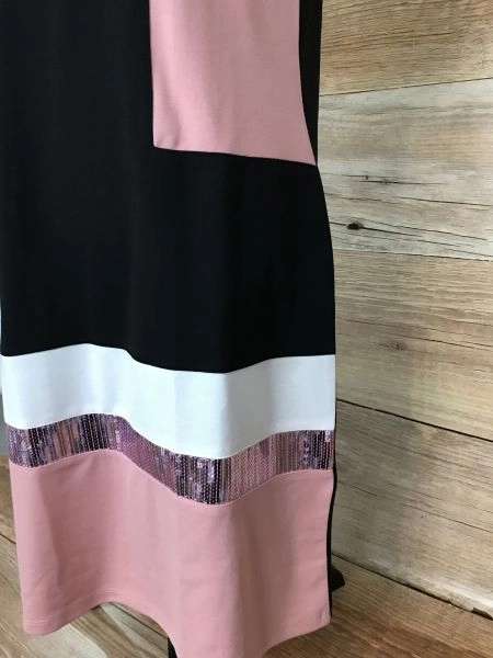BodyFlirt Black and Pink Geometric Shift Dress