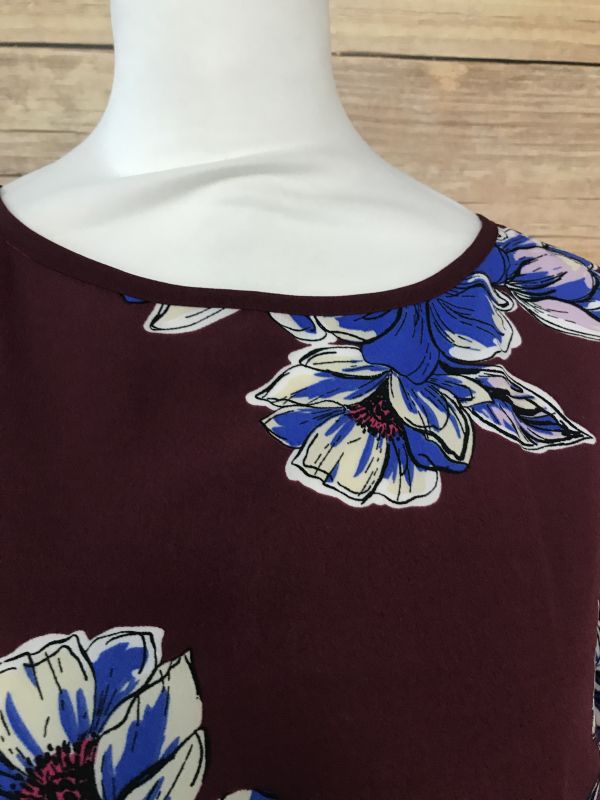 JD Williams Burgundy Top with Blue Flower Print
