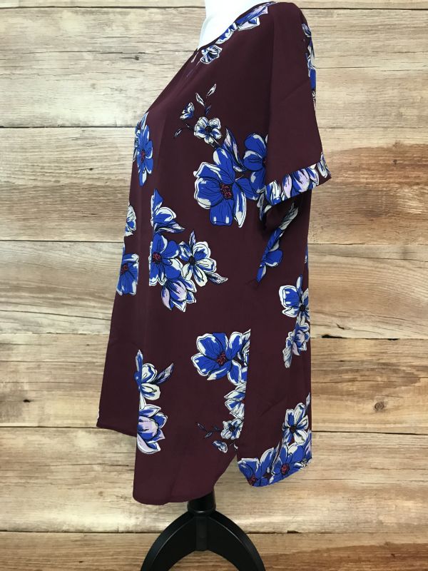JD Williams Burgundy Top with Blue Flower Print