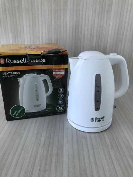 Russell Hobbs White Plastic kettle