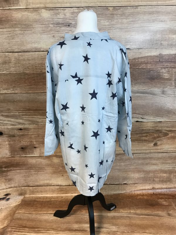 Pale blue star shirt