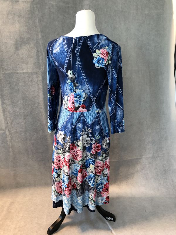 Pattern dress