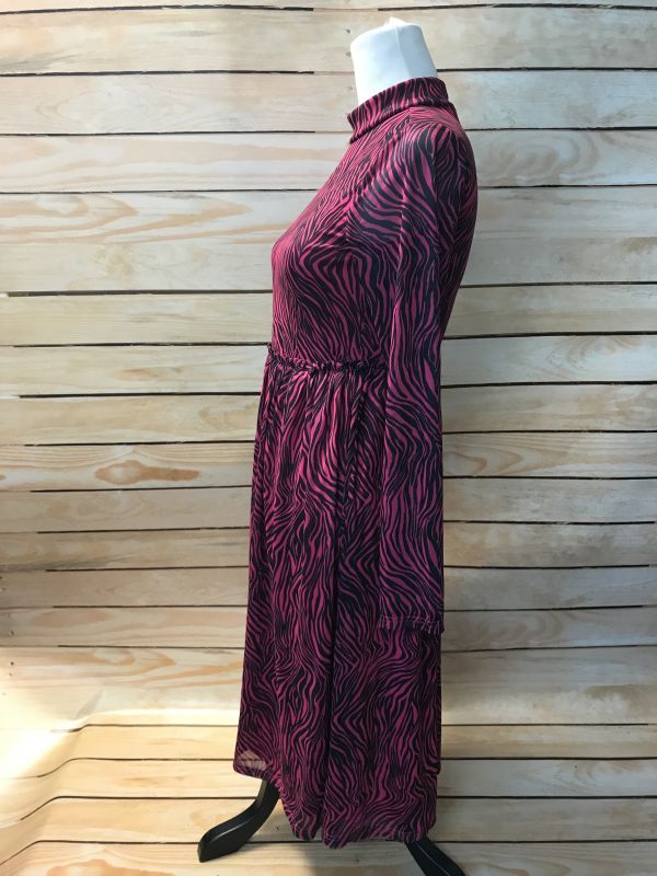 Bodyflirt Dark Pink/Black Patterned Long Sleeve Dress