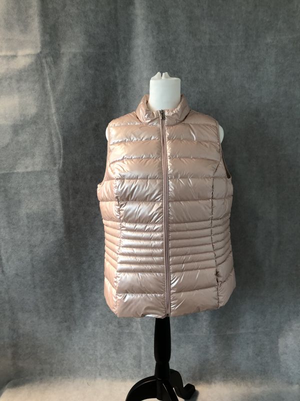 Pink quilted gilet