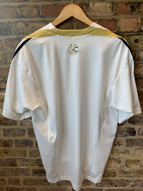 Vintage Adidas Short Sleeves Sportswear Scooter Football Team Crew T-Shirt Tee in White With Brand Logo Size M