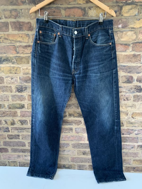 Vintage Levis Iconic 501 Regular Fit High Waisted Washed Blue Jeans