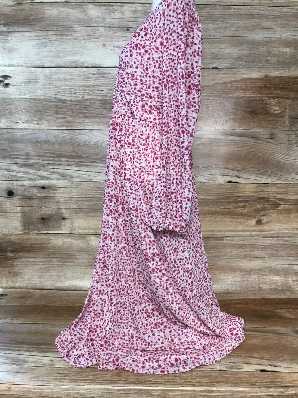 Quiz Pink and White Maxi Dress