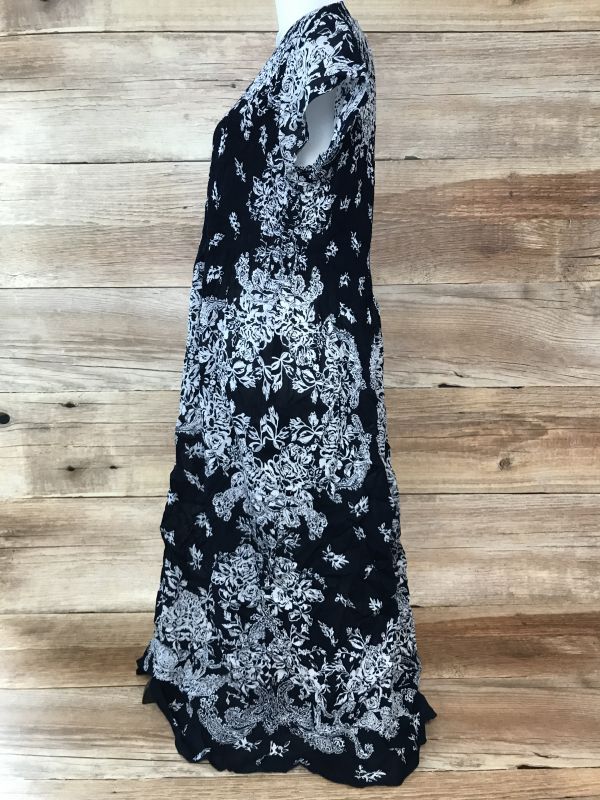 Kaleidoscope Black Shirred Midi Dress with White Floral Print