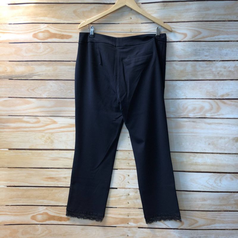 Navy Cropped trousers