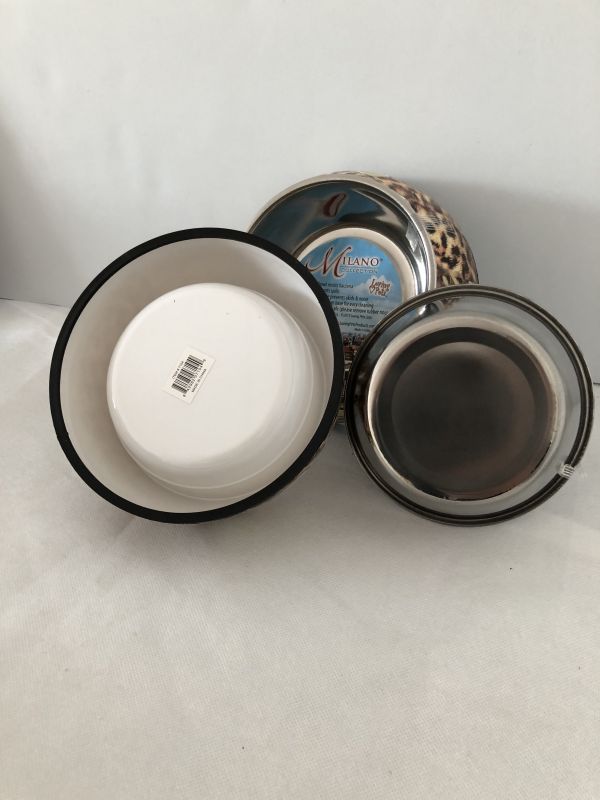 Matching Set of Two Medium Feeding/Water Bowls