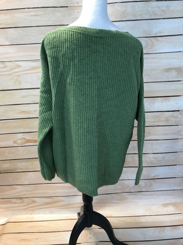 Green Knitwear