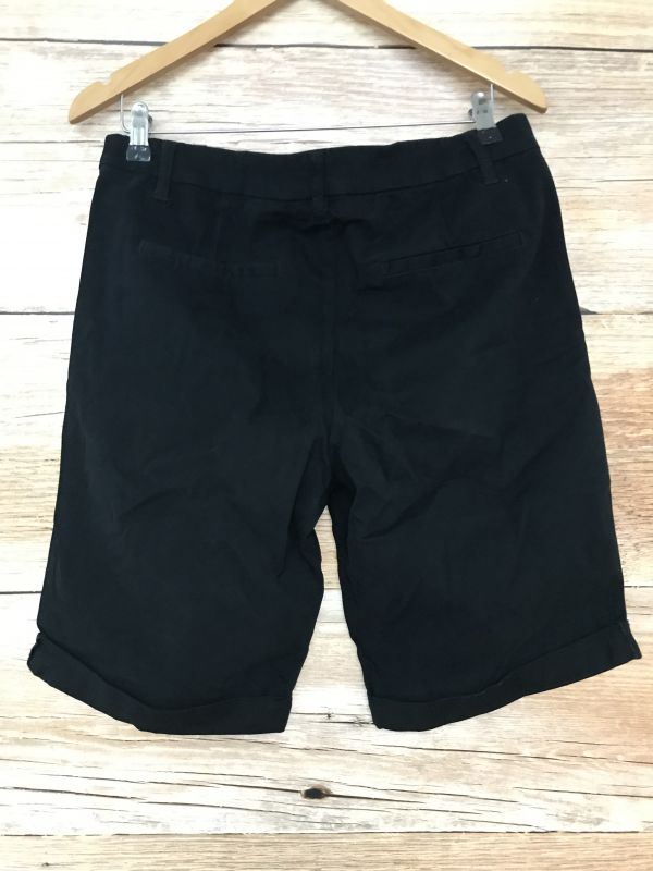 BodyFlirt Black Stretch Shorts