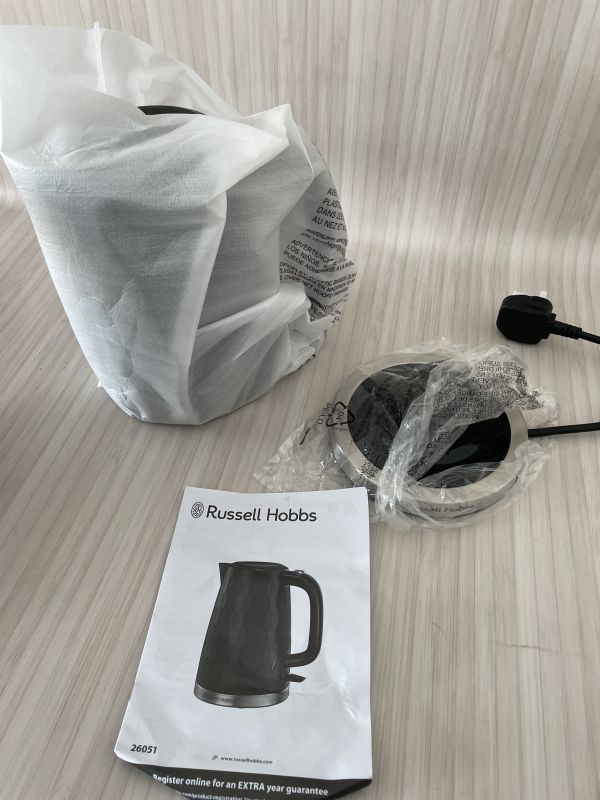 Russell Hobbs Honeycomb black kettle