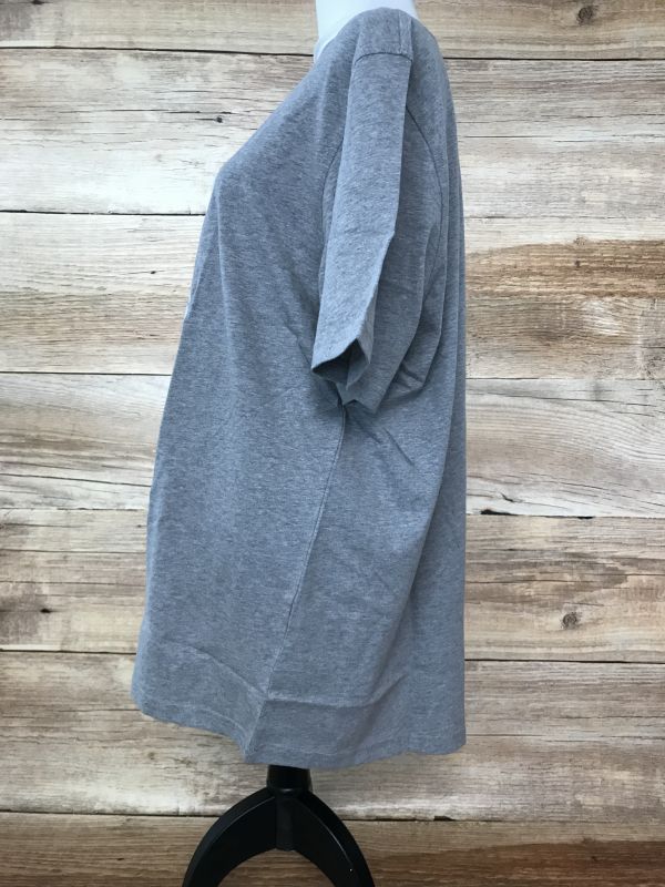 Men's Adidas Grey t-shirt - XL