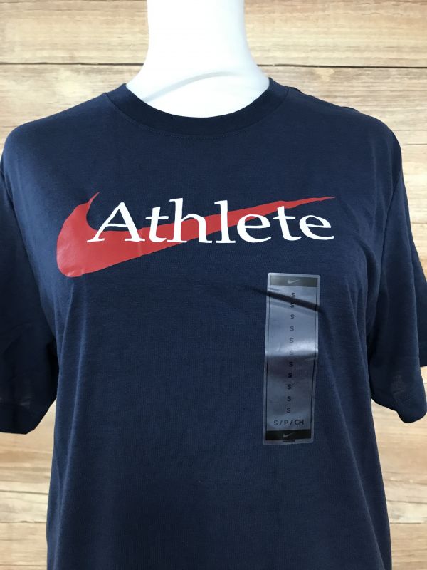 Men's Navy Nike T-shirt - S