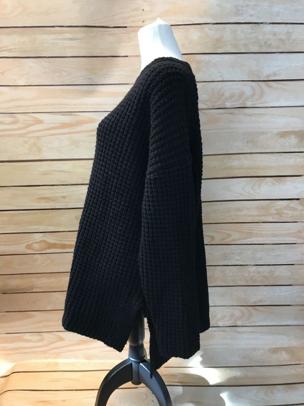 Kin black knitted jumper